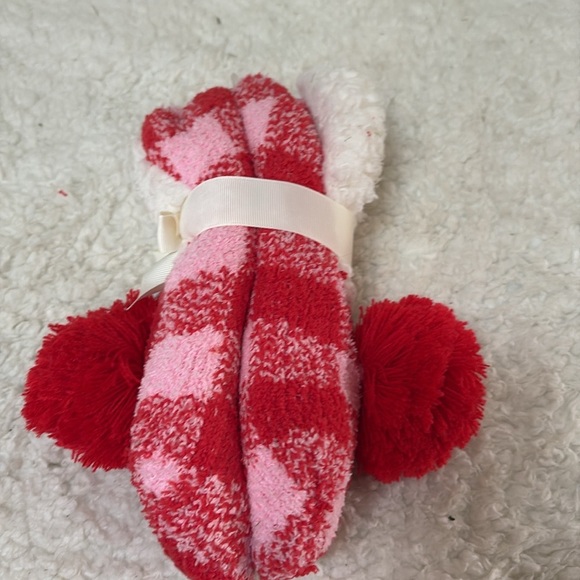 NWT Red/pink sock slippers
Size  Medium - Picture 2 of 3